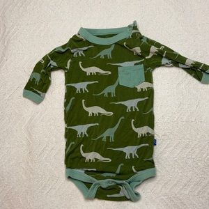 Kickee pants Dino body suit